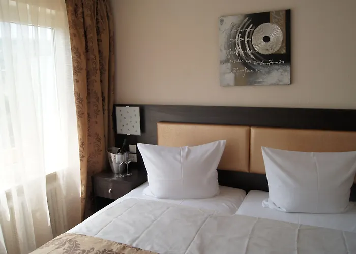 2places Side ホテル